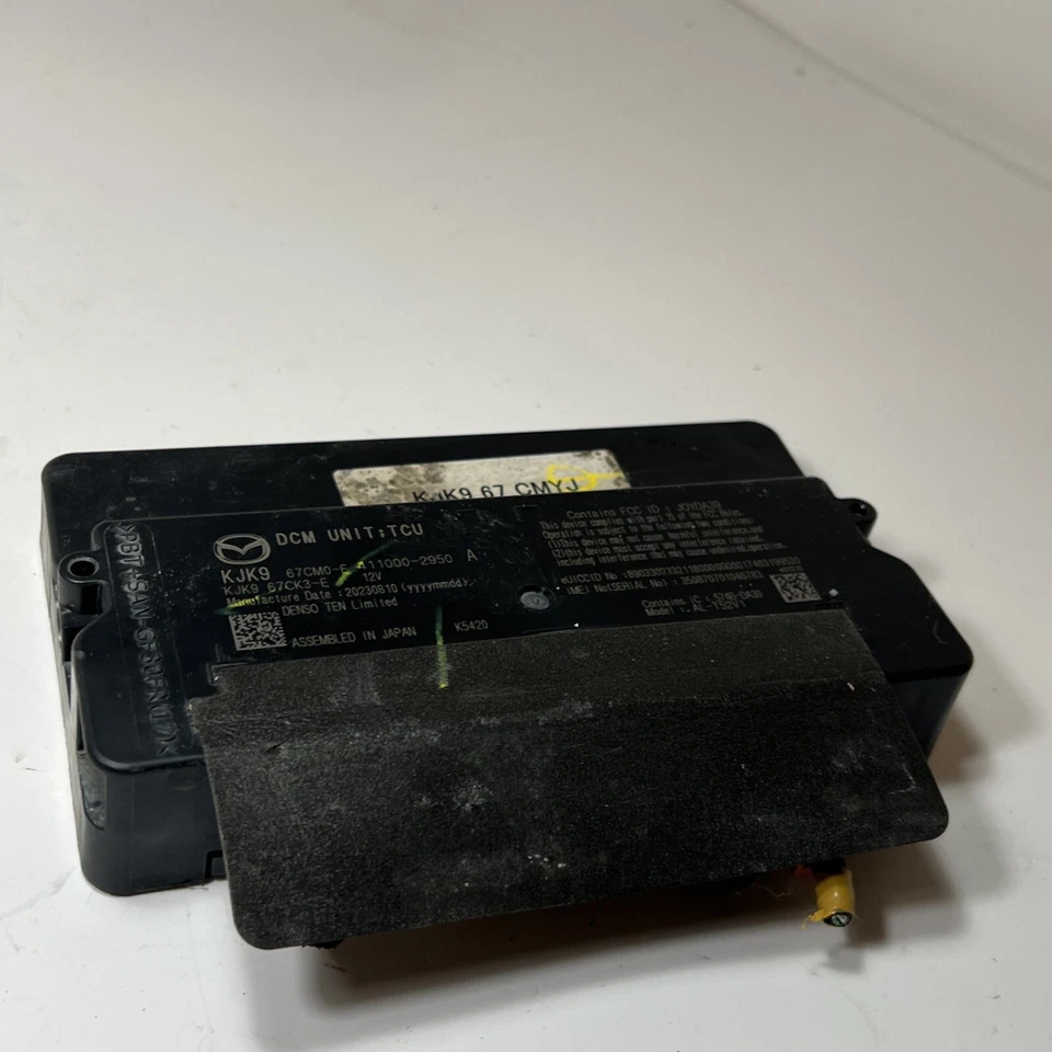 Módulo de control de comunicación telemática Mazda CX-5 2021 KJK967CMYJ OEM Foto 3 de 4