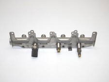 VW Golf 5 GTI / Audi S3 8P TFSI Einspritzleiste Kraftstoffverteiler 06F133317L