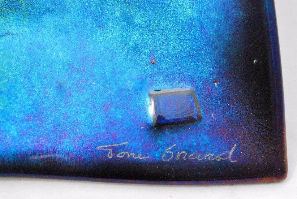 Black iridescent metallic glass modern square plate bowl SIGNED Snarud NORWAY - Image 3 of 4