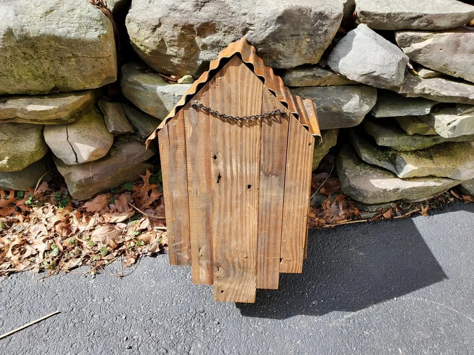 Gran pajarera rústica con marco en A para colgar en la pared de madera de granero para decoración del hogar y el jardín Foto 4 de 4