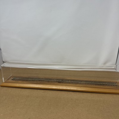 n Scale Hotchkiss Clear Case 22'' Capacity Train Display Case