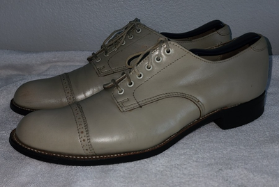 Stacy Adams Madison Ivory / Cream Leather Dress Shoes Size  display picture 1