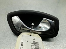 Poignee interieur avant droit RENAULT TRAFIC 3 COURT PHASE 1 806701025R