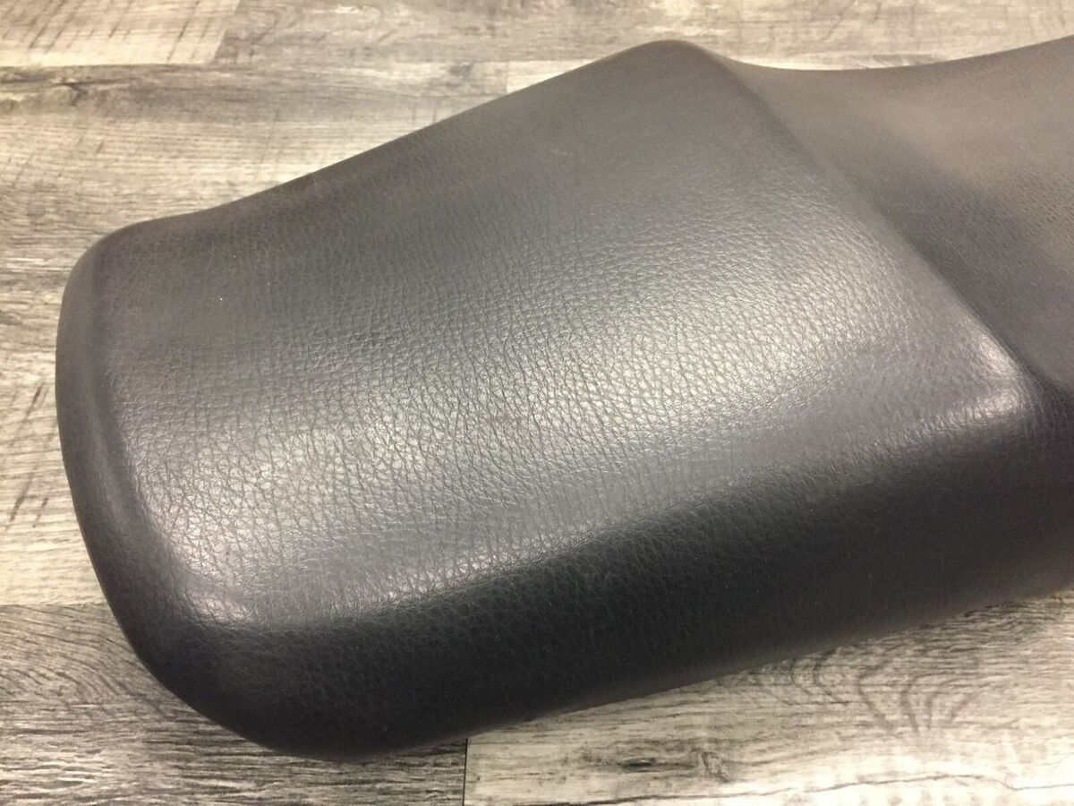 Kawasaki 1993-2005 ZX6 ZX6E ZX600 E ZZR600 Ninja Seat OEM Kawasaki 1993-2005 ZX6 ZX6E ZX600 E ZZR600 Ninja Seat OEM