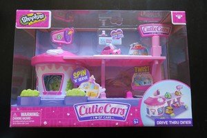 cutie cars drive thru diner