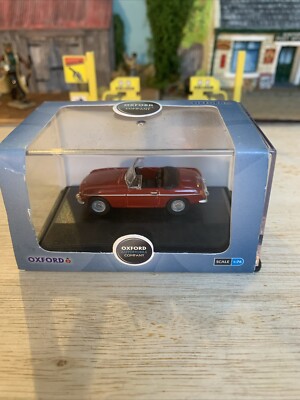 MG MGB Tartan rot mit schwarzem Interieur Diecast Auto Maßstab 1:76 OO Oxford