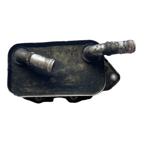 Audi A4 A6 Ölkühler 06E117021G