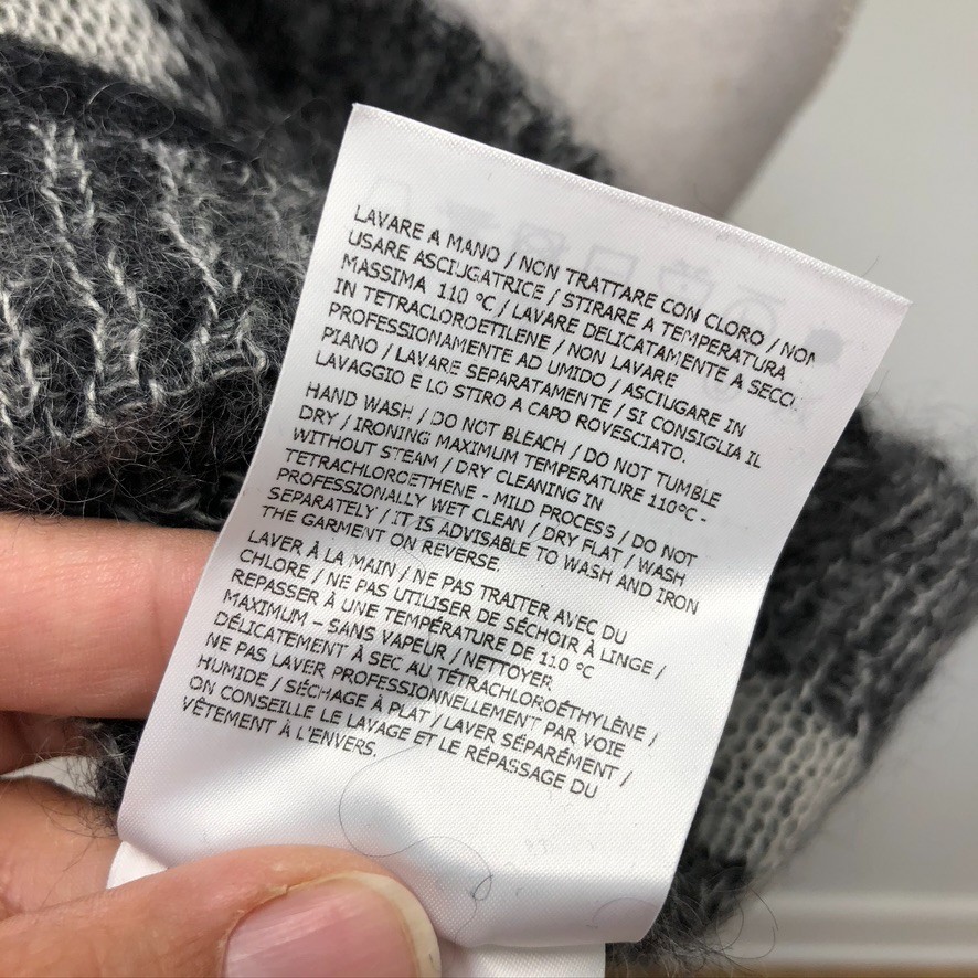 Moncler Women's Medium Gray Plaid Wool Jumper Sweater | Limited Time Offer! image 9