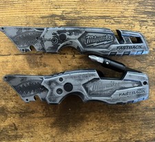 Custom 6in1 Milwaukee Fastback P40 Shark Shee...