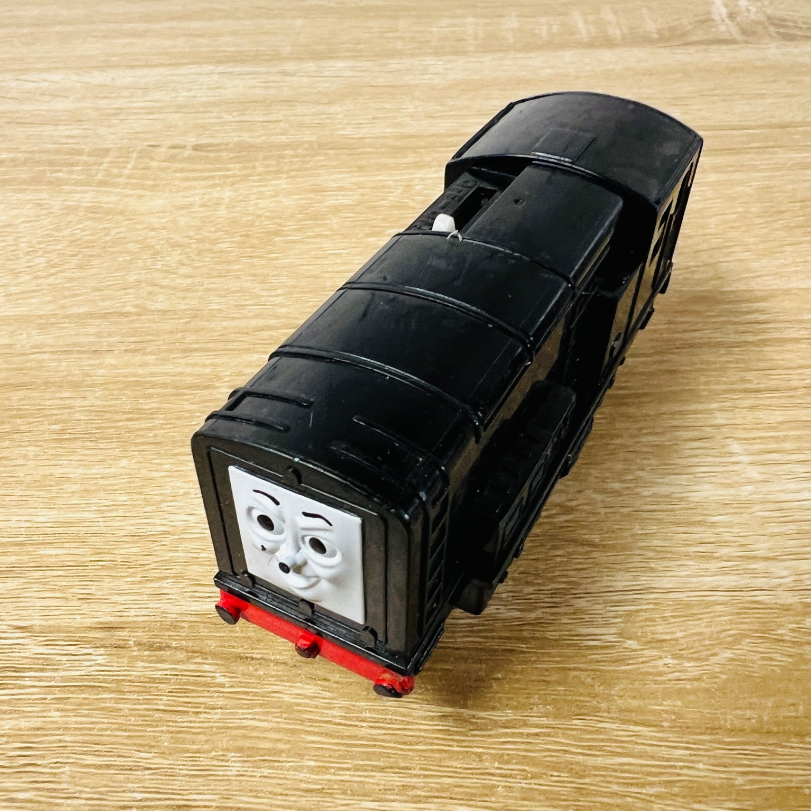 Diesel - Thomas The Tank & Friends Trackmaster Motorised Battery Tomy Trains thumbnail 2