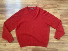 Brooks Brother 100% 3-PLY SCOTTISH CASHMERE Bright Red V-neck Sweater M-L