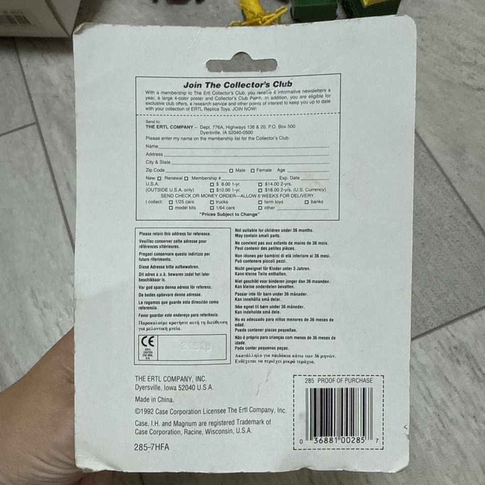 Ertl 1:64 Case IH Magnum 7150 Tractor FWA 1992 Farm Show Edition - Image 2 of 2