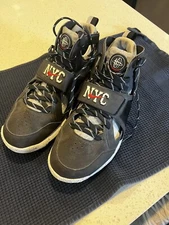 Nike Huarache Free Shield NYC 559599 401 Yankees Colorway Size 11 Great Cond