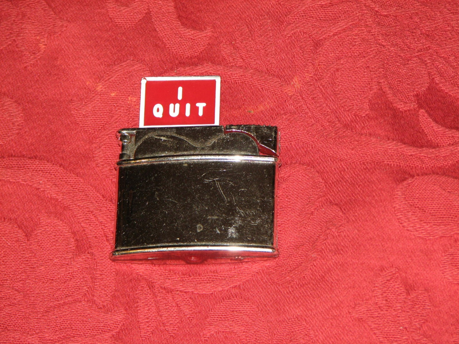 Fake Lighter Sign Pops UP That Says I QUIT Copyright 1970