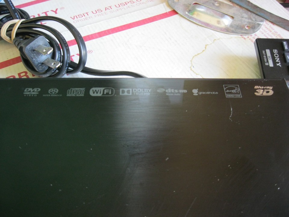 Sony BDPS7200 BluRay Disc/DVD Player 4K Upscaling WiFi FREE