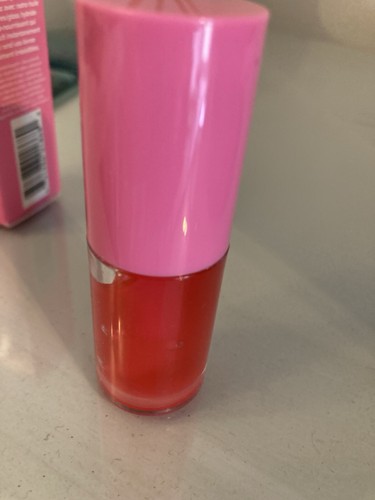 Too Faced Kissing Jelly Gloss - Juicy Lip Oil/Gloss Hybrid - Sour Watermelon - Picture 2 of 8