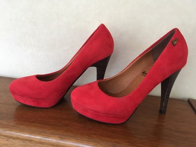 inc red heels