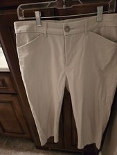 EUC - CROFT  BARROW Beige Size 10 Capris - Cotton/Spandex - Front Zipper