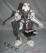 2008 Lego Bionicle  Set 8685 Toa Kopaka Complete