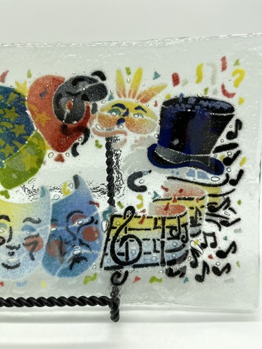 Plato Vintage Peggy Karr Firmado Arte Fundido Vidrio Fiesta de Carnaval Año Nuevo Cumpleaños - Imagen 3 de 8