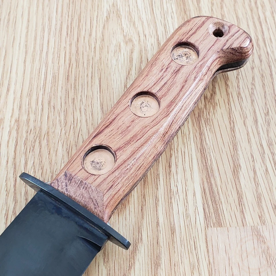 Cuchillo fijo de supervivencia J Adams Sheffield England hoja de acero al carbono mango de madera Foto 4 de 4