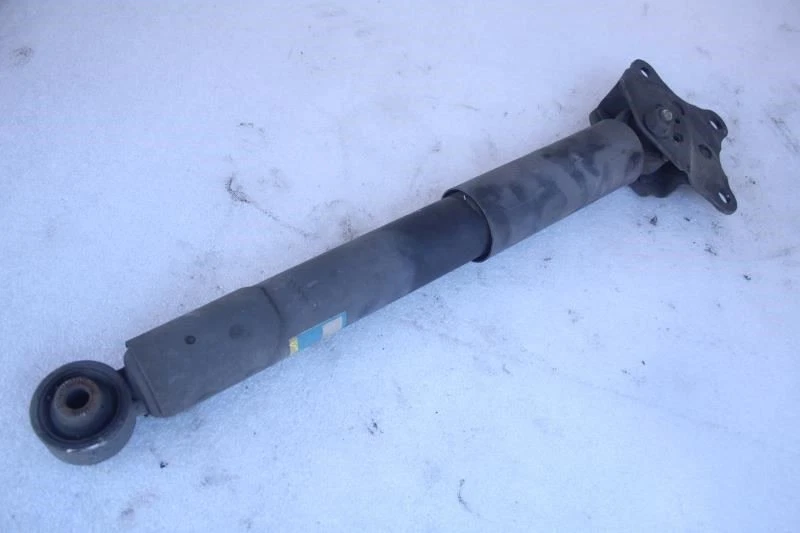 2010 2011 2012 2013 2014 2015 LEXUS RX450H ПРАВЫЙ ЗАДНИЙ АМОРТИЗАТОР AWD ЯПОНИЯ - Изображение 2 из 4