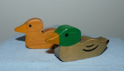 SET 2-tlg.  ENTEN-PAAR aus Holz Holzentchen Ente + Erpel Deko Länge 6 cm