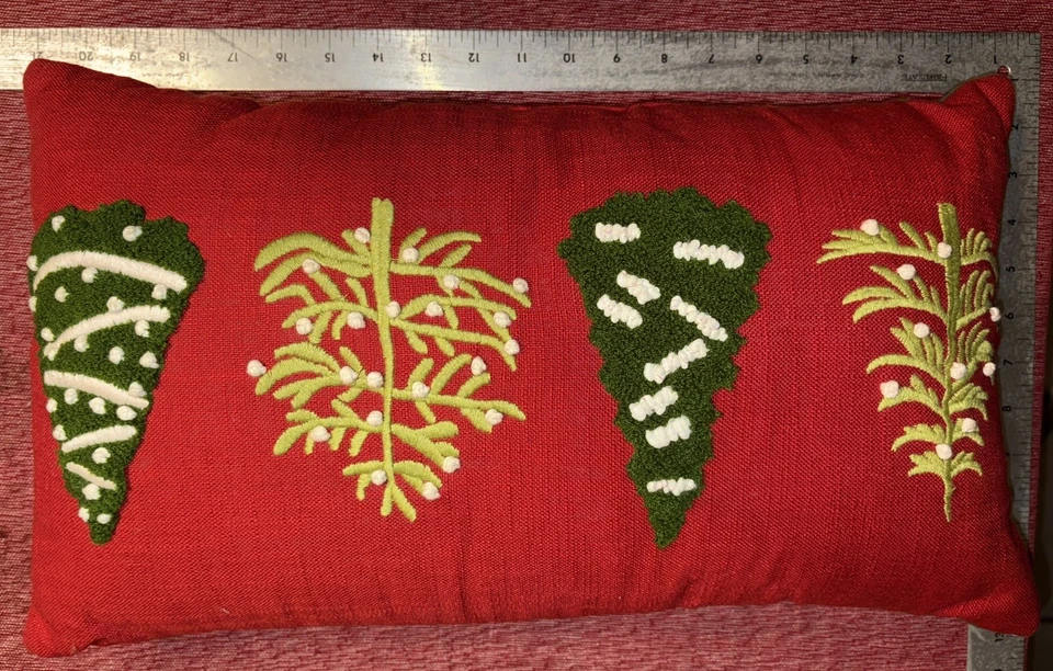 Threshold TM Bordado Árbol Lumbar Navidad Almohada Roja Decoración del Hogar Foto 2 de 4