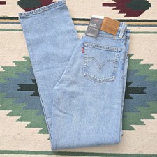 Levi's Women's Ribcage Straight Light Wash Distress 25x32 NWT Button Fly