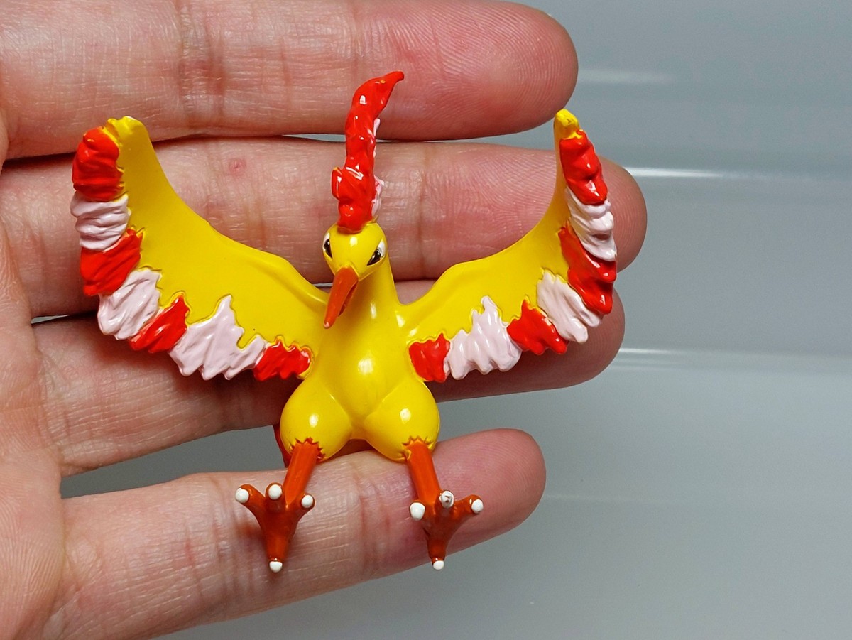 Moltres Articuno Zapdos Pokemon Monster Collection Figure Set Tomy