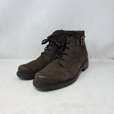 Munro Women's Bradley Tumbled Nubuck Water Resistant Boot Brown Size 11
