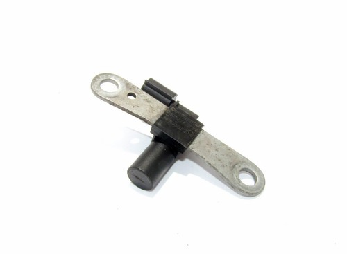 Renault Twingo II 8200772182 CRANKSHAFT SENSOR Kurbelwellensensor