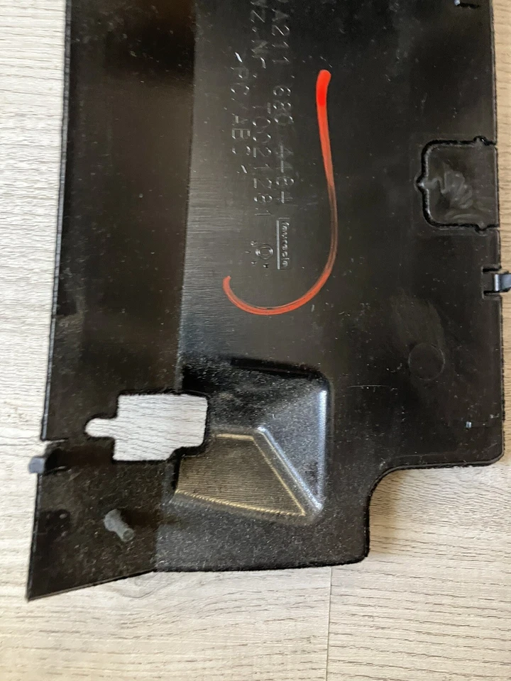 06-09 Cubierta compartimento guantera delantera derecha mercedes-benz e350 a2116804484 OEM Foto 2 de 4