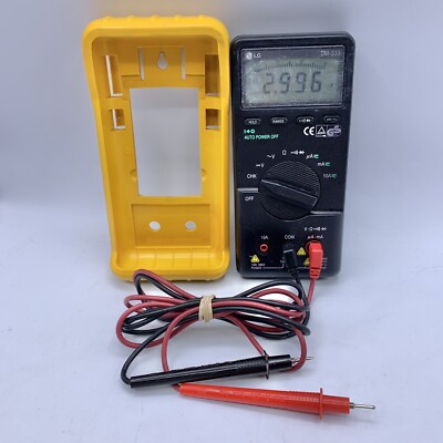 LG Digital DM-333 Voltage Multimeter W/ Case & Leads