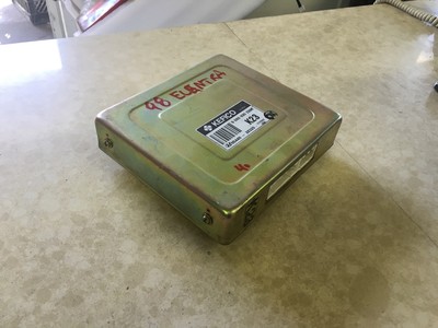 1998 HYUNDAI ELANTRA OEM ENGINE COMPUTER BOX 95440-28329 , 9 080 930 228E