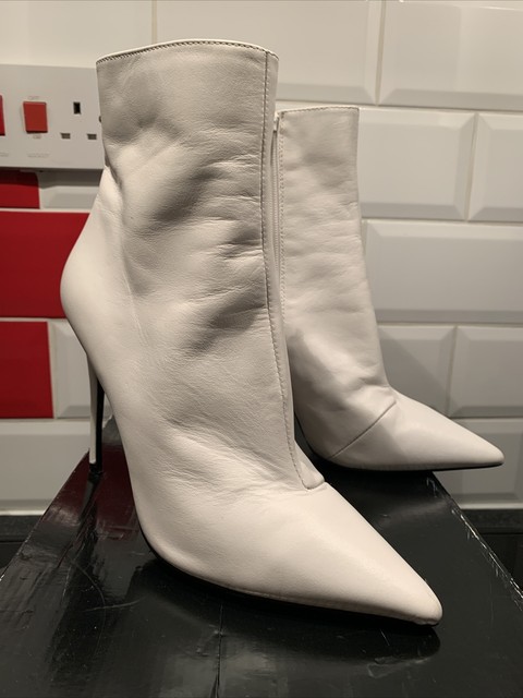 carvela shake boots