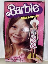 1977 MATTEL BARBIE COLORFORMS DRESS UP SET