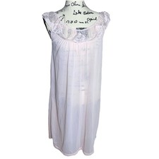 VTG Women's Pale Pink Sz L Below Knee Lace Embroidered Floral Neck Line Gown
