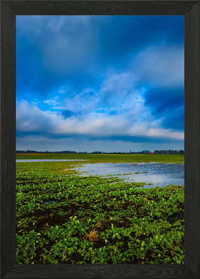 Dunkle dramatische Regenwolken gerahmtes Wandbild Poster Leinwanddruck Bild