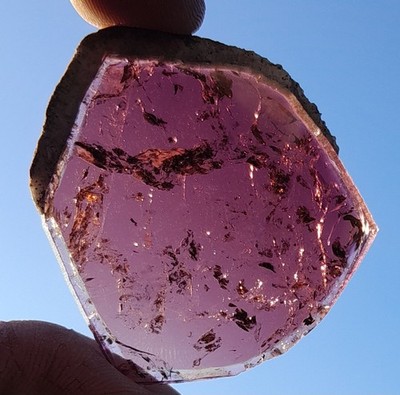 Seltene durchscheinende Scheibe Rose Kristall Turmalin 14g Rubellit Malkhan Russland ?