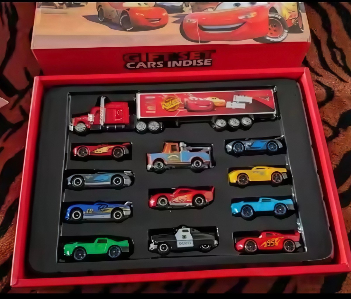 12Pcs Disney pixar cars Gift box metal diecast lightning McQueen