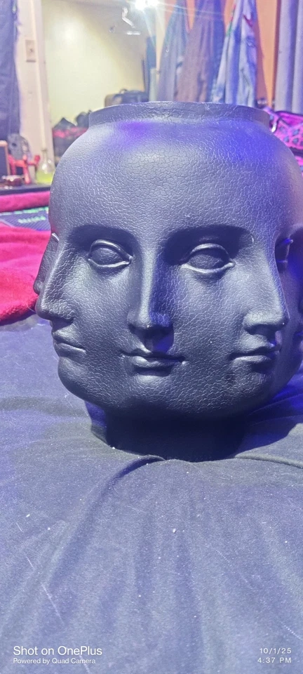 TMS 2005 Black Perpetual Faces Vase Dora Maar Fornasetti Style Vitruvian - Image 2 of 4