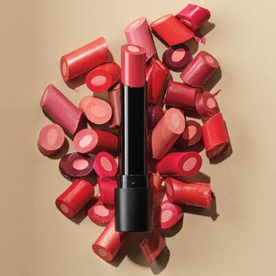 Avon FMG Cashmere Essence Lipstick