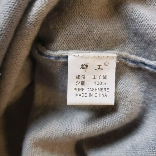 Womens CASHMERE SWEATER  Medium Gray Blue Cherry Blossoms  Floral Turtleneck EUC - Picture 8 of 10