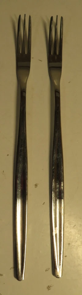 "Juego de 2 horquillas de pepinillo largas Norpro de acero inoxidable 18/10 de 7 3/4"" condimento mariscos" Foto 2 de 4