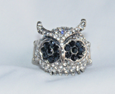 CUTE! Silvertone Clear & Black Rhinestone OWL Stretch Costume Ring 