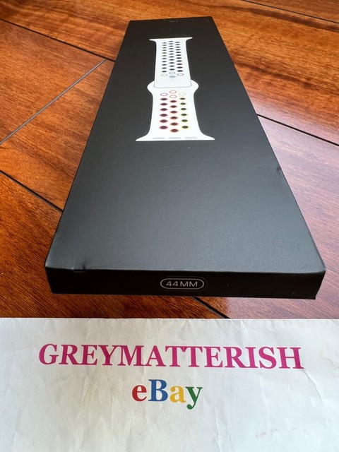 MYD62AM/A Apple Watch 44mm Nike Sport Band Pride Edition â dnes jen za 1 137 KÄ | NEJCENY.cz