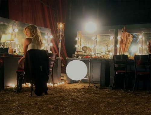 Britney Spears DVD For The Record ~ All About Me ~ DVD - Picture 4 of 6