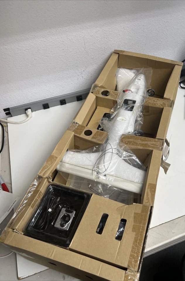 SilverLit EI-631a 84500 X.Plane Professional Performance Digit-Cam Syst *NEW OB* - Image 2 of 4