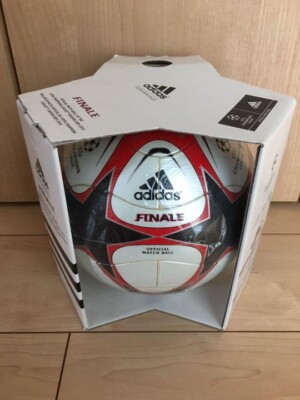 2009 UEFA Champions League Finale 9 Adidas Teamgeist soccer size 5 safe delivery
